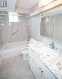 BSMT - 550 GLENCAIRN AVENUE Toronto (Englemount-Lawrence) Ontario photo 7