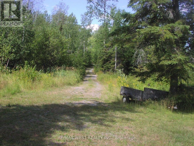 2 CURRY POINT ROAD, Markstay-Warren, Ontario, P0M2G0