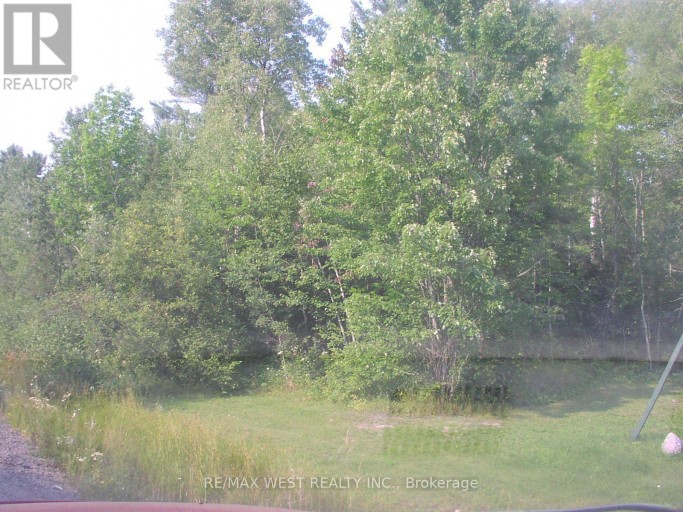 2 CURRY POINT ROAD, Markstay-Warren, Ontario, P0M2G0