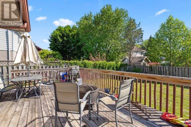 106 PINE VALLEY DRIVE London South (South N) Ontario photo 42
