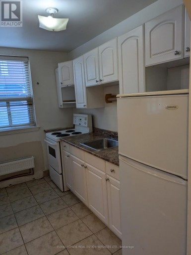 10 ROCKWOOD PLACE, Hamilton (Durand), Ontario, L8N2G2