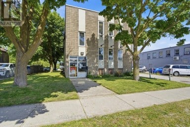 426 THIRD STREET, London East (East H), Ontario
