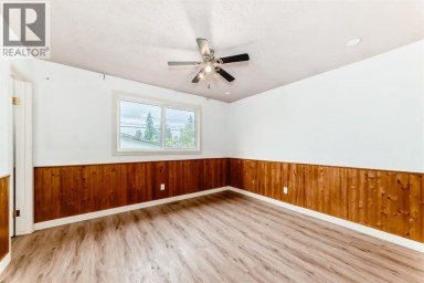 544 Penworth Way SE Calgary Alberta photo 8