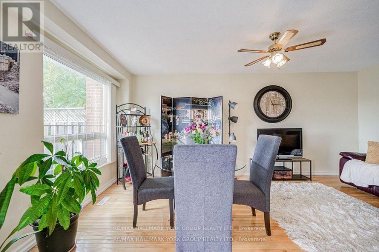 9 BUR OAK WAY, Toronto (Glenfield-Jane Heights), Ontario, M3L2G3