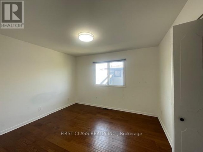 N3 - 93 PECKHAM AVENUE, Toronto (Newtonbrook West), Ontario, M2R2V4