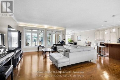 7119 CLAYTON WALK London South (South V) Ontario photo 7