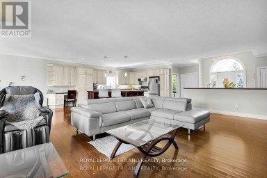 7119 CLAYTON WALK London South (South V) Ontario photo 8