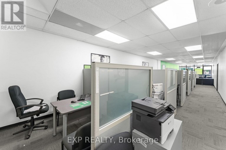 258 LAKESHORE ROAD E, Mississauga (Port Credit), Ontario, L5G1G9