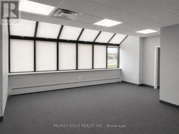 680 INDUSTRIAL ROAD E, London East (East F), Ontario, N5V1V1