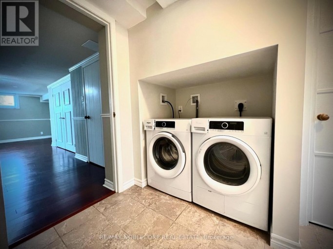 BSMT - 63 BUNNELL CRESCENT, Toronto (Downsview-Roding-CFB), Ontario, M3M2B8