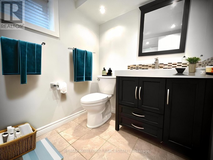 BSMT - 63 BUNNELL CRESCENT, Toronto (Downsview-Roding-CFB), Ontario, M3M2B8