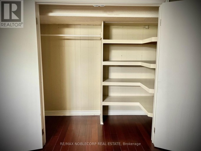 BSMT - 63 BUNNELL CRESCENT, Toronto (Downsview-Roding-CFB), Ontario, M3M2B8