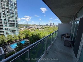 933 - 165 LEGION ROAD N Toronto (Mimico) Ontario photo 2