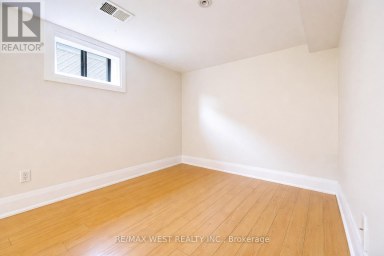 LOWER LEVEL - 32 HARROW DRIVE Toronto (Brookhaven-Amesbury) Ontario photo 5