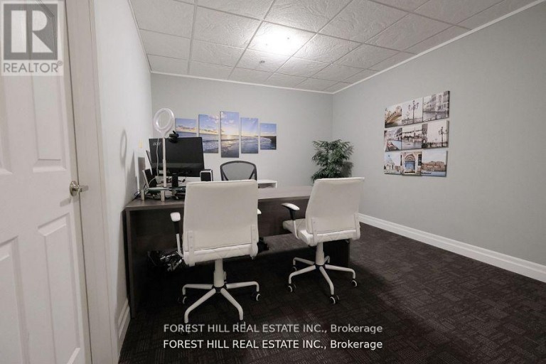 5 - 1211 GORHAM STREET, Newmarket (Gorham-College Manor), Ontario, L3Y8Y3