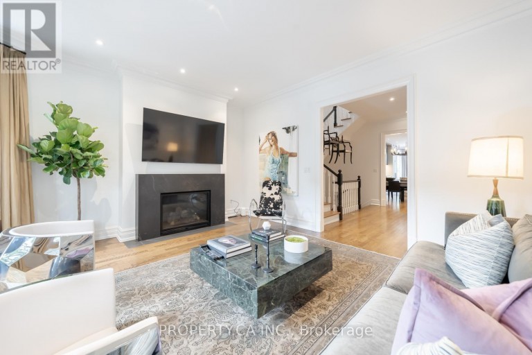 43 BERNARD AVENUE, Toronto (Annex), Ontario, M5R1R3