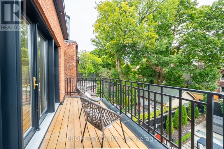 43 BERNARD AVENUE, Toronto (Annex), Ontario, M5R1R3