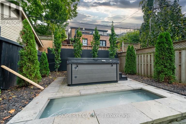 43 BERNARD AVENUE, Toronto (Annex), Ontario, M5R1R3