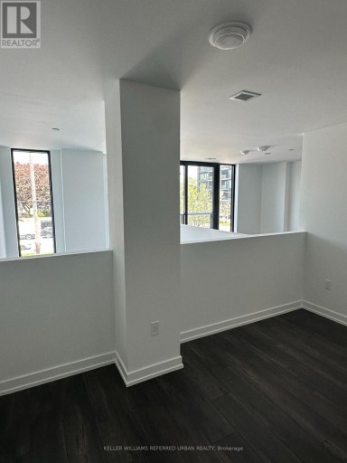106 - 801 THE QUEENSWAY, Toronto (Stonegate-Queensway), Ontario, M8Z1N4