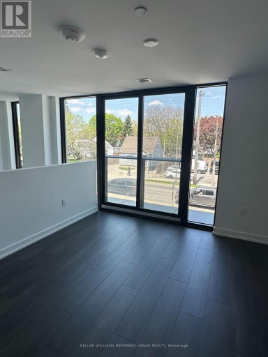 106 - 801 THE QUEENSWAY, Toronto (Stonegate-Queensway), Ontario, M8Z1N4