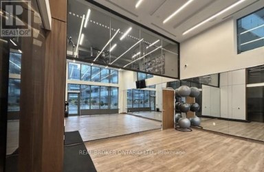 N625 - 7 GOLDEN LION HEIGHTS Toronto (Newtonbrook East) Ontario photo 20