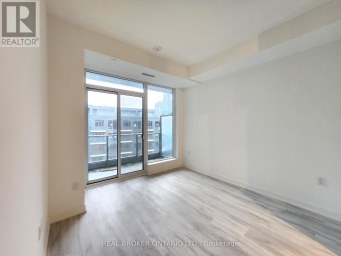 N625 - 7 GOLDEN LION HEIGHTS Toronto (Newtonbrook East) Ontario photo 6