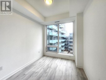 N625 - 7 GOLDEN LION HEIGHTS Toronto (Newtonbrook East) Ontario photo 7