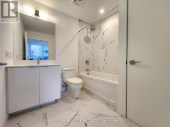 N625 - 7 GOLDEN LION HEIGHTS Toronto (Newtonbrook East) Ontario photo 9