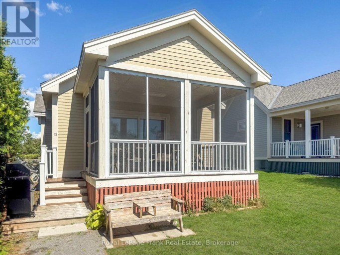 27 - 13 BUTTERNUT LANE, Prince Edward County (Athol Ward), Ontario, K0K1P0