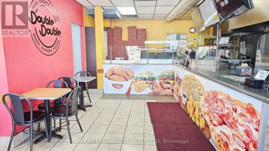 347 ERB STREET W Waterloo Ontario photo 3