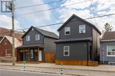 B - 382 CANNON STREET E Hamilton (Landsdale) Ontario photo 1
