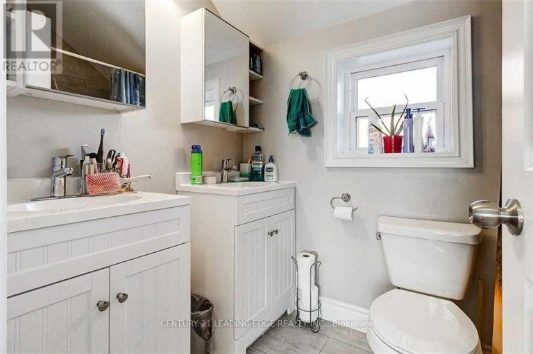 B - 382 CANNON STREET E, Hamilton (Landsdale), Ontario, L8L2C4