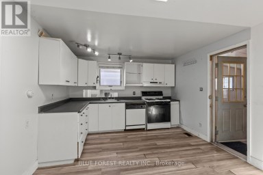 208 MAITLAND STREET London East (East K) Ontario photo 16