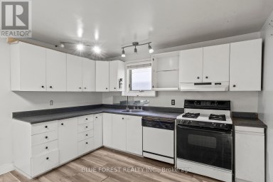 208 MAITLAND STREET London East (East K) Ontario photo 17
