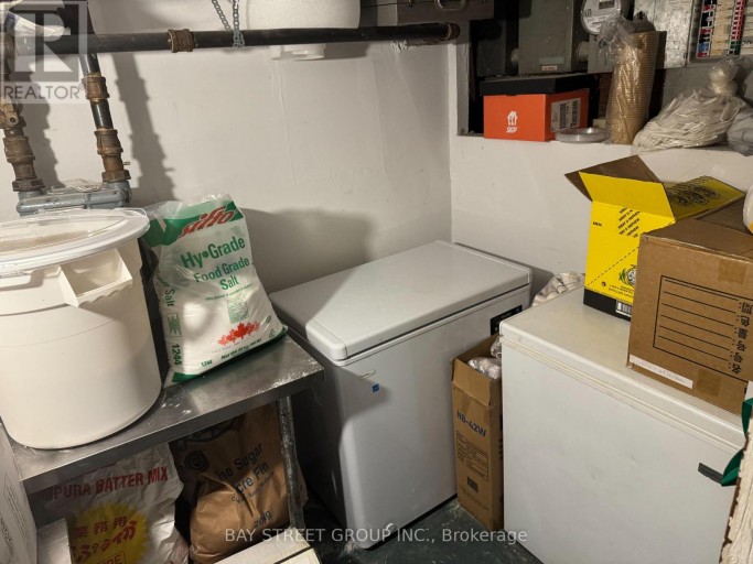 1024 GERRARD STREET E, Toronto (Blake-Jones), Ontario, M4M1Z5