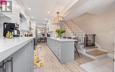 12 HEWITT CRESCENT Ajax (South East) Ontario photo 3