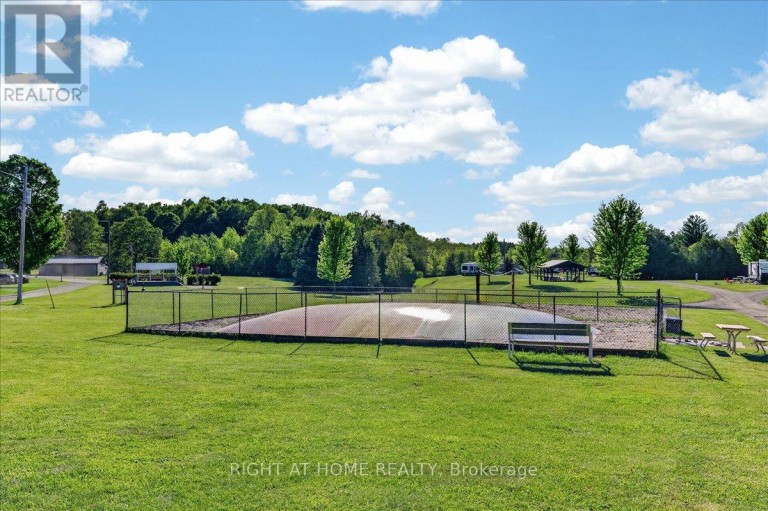 201 - 142571 35 ROAD, West Grey, Ontario, N0G1C0