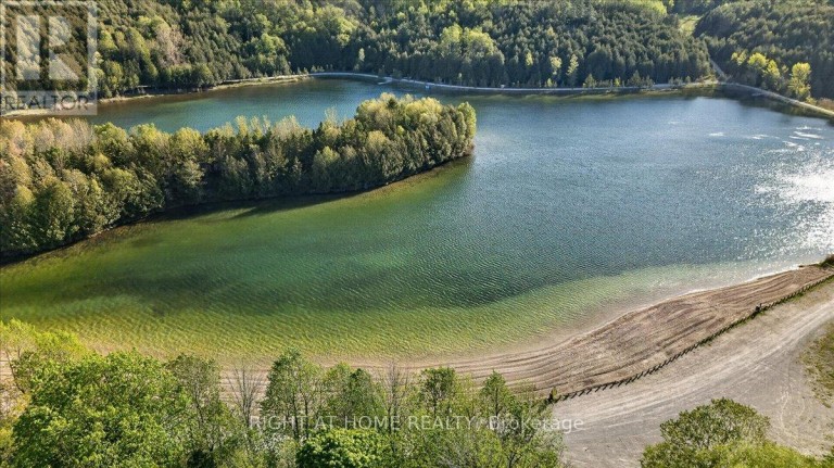 201 - 142571 35 ROAD, West Grey, Ontario, N0G1C0