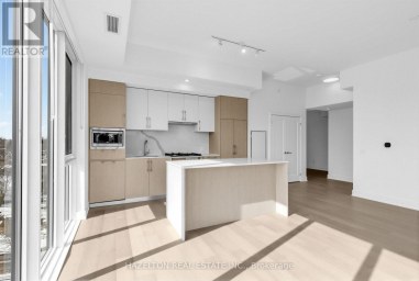 602 - 8 MANOR ROAD W Toronto (Yonge-Eglinton) Ontario photo 6