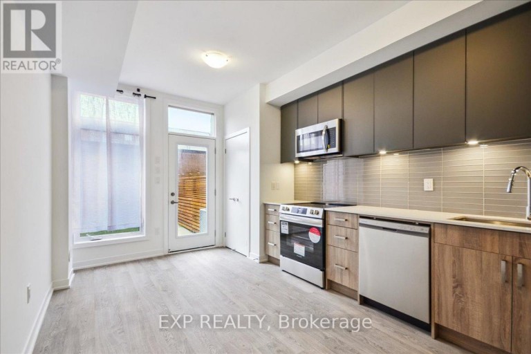 72 TURTLE ISLAND ROAD, Toronto (Englemount-Lawrence), Ontario, M6A0G2