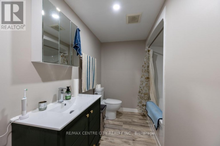 22273 PRATT SIDING ROAD, Southwest Middlesex (Glencoe), Ontario, N0L1M0