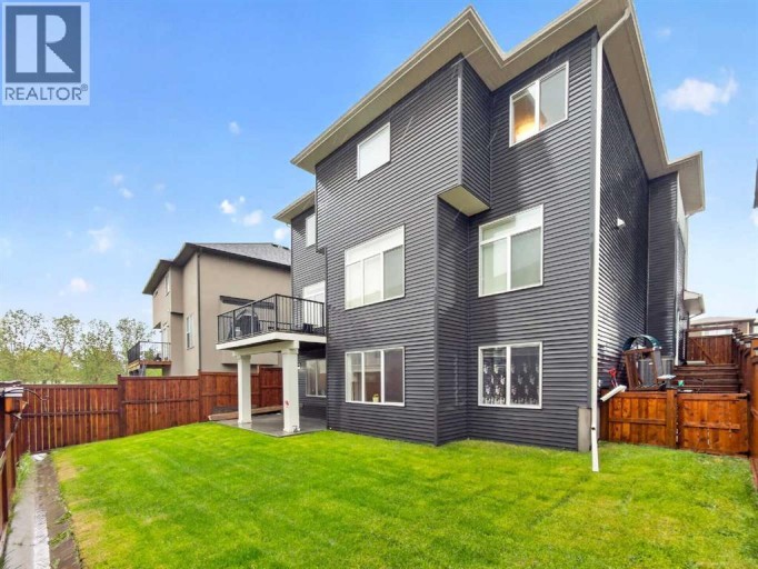109 Kinniburgh Cove, Chestermere, Alberta, T1X0Y6