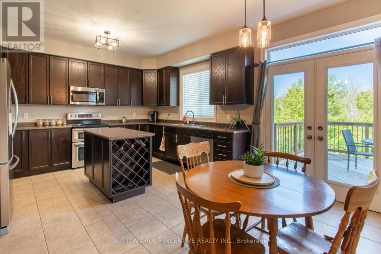 18 GRAIHAWK DRIVE, Barrie (Ardagh), Ontario, L4N6G4