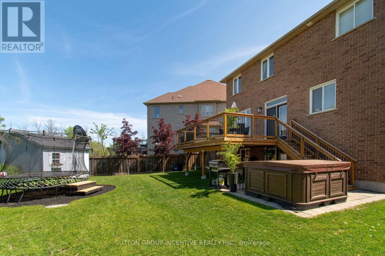 18 GRAIHAWK DRIVE, Barrie (Ardagh), Ontario, L4N6G4