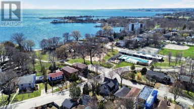 175B LAKE SHORE DRIVE Toronto (New Toronto) Ontario photo 1