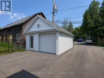 108 - GARAGE - 138 MAIN STREET W Shelburne Ontario photo 1
