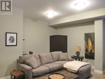 18B ALGOMA STREET Toronto (Mimico) Ontario photo 11