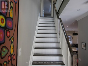 18B ALGOMA STREET Toronto (Mimico) Ontario photo 2