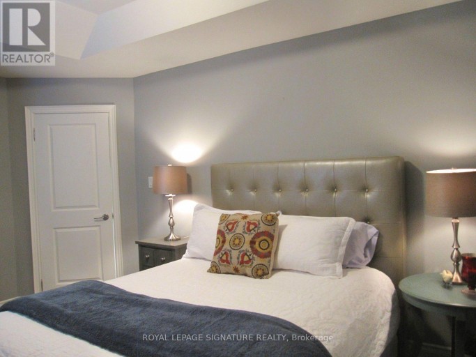 18B ALGOMA STREET, Toronto (Mimico), Ontario, M8Y1C3