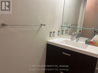428 - 560 FRONT STREET W Toronto (Waterfront Communities) Ontario photo 5